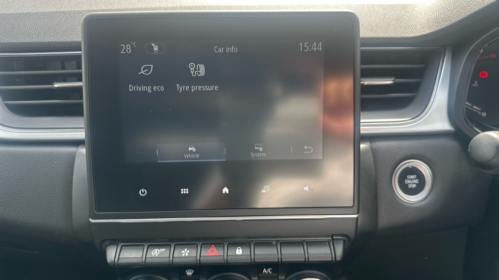 Renault Captur 1.0 TCE 90 Techno 5dr Petrol Hatchback - Image 28