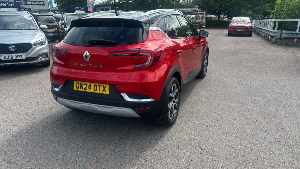 Renault Captur 1.0 TCE 90 Techno 5dr Petrol Hatchback - Image 38