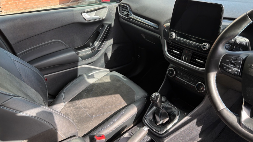 Ford Fiesta 1.0 EcoBoost Hybrid mHEV 125 Active X 5dr Petrol Hatchback - Image 14