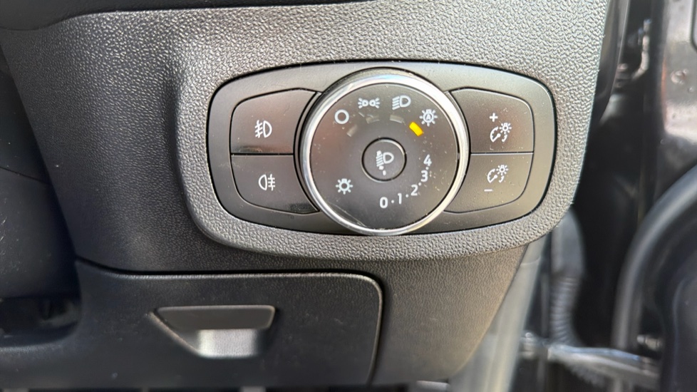 Ford Fiesta 1.0 EcoBoost Hybrid mHEV 125 Active X 5dr Petrol Hatchback - Image 30