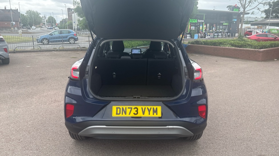 Ford Puma 1.0 EcoBoost Hybrid mHEV Titanium 5dr Petrol Hatchback - Image 4