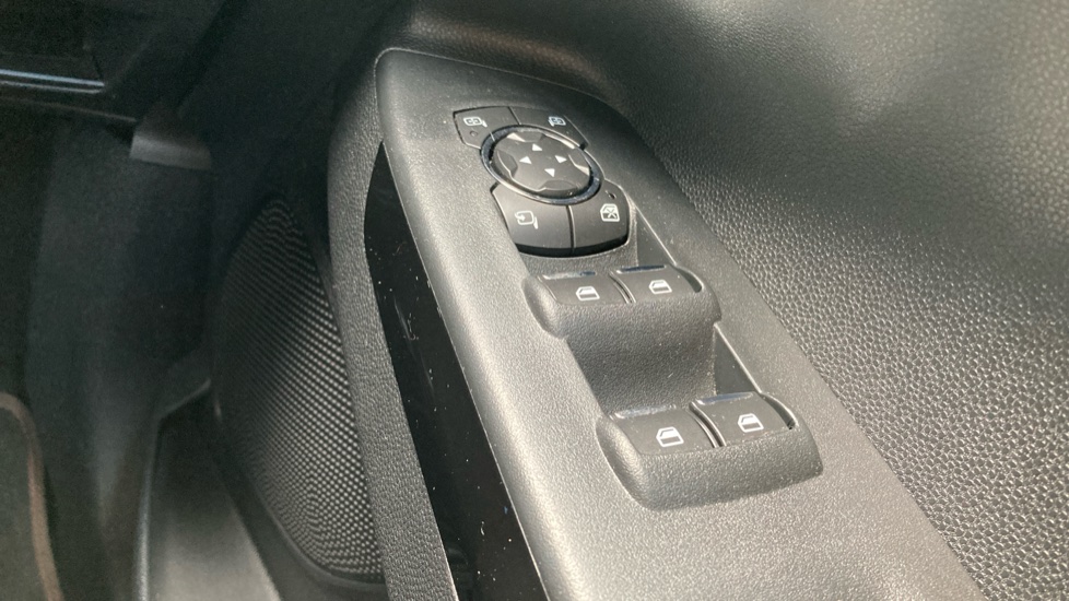 Ford EcoSport 1.0 EcoBoost 125 ST-Line 5dr Petrol Hatchback - Image 43