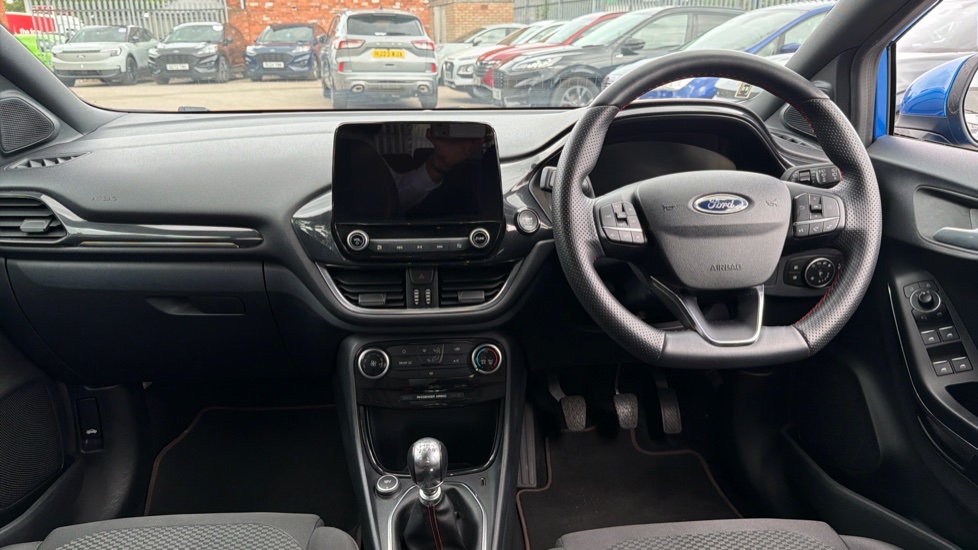 Ford Puma 1.0 EcoBoost Hybrid mHEV ST-Line Design 5dr Petrol Hatchback - Image 10