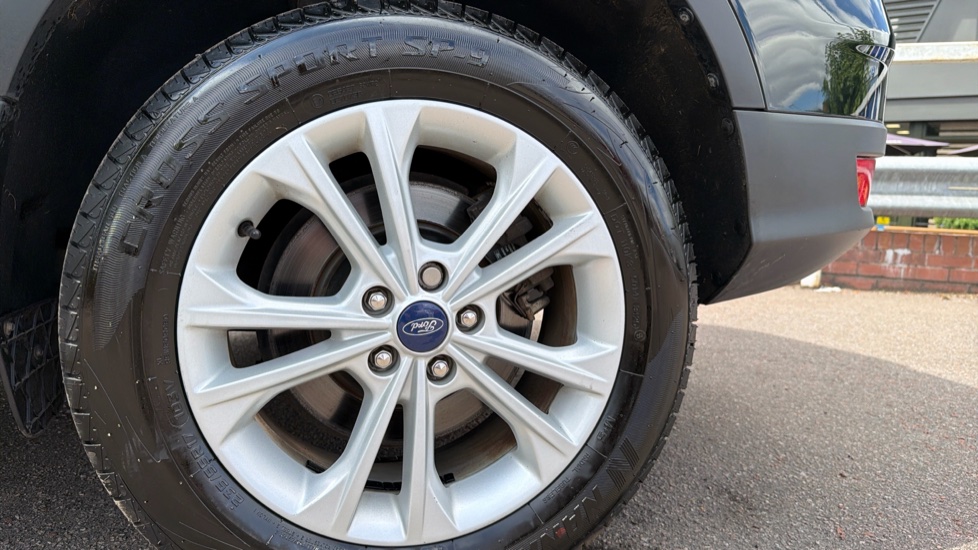 Ford Kuga 1.5 EcoBoost Titanium 5dr 2WD Petrol Estate - Image 7