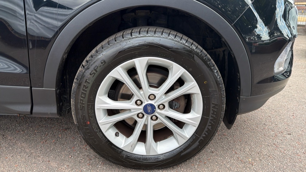 Ford Kuga 1.5 EcoBoost Titanium 5dr 2WD Petrol Estate - Image 25