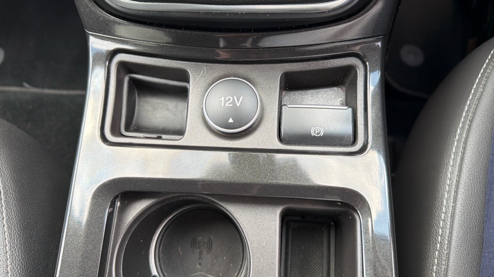Ford Kuga 1.5 EcoBoost Titanium 5dr 2WD Petrol Estate - Image 33
