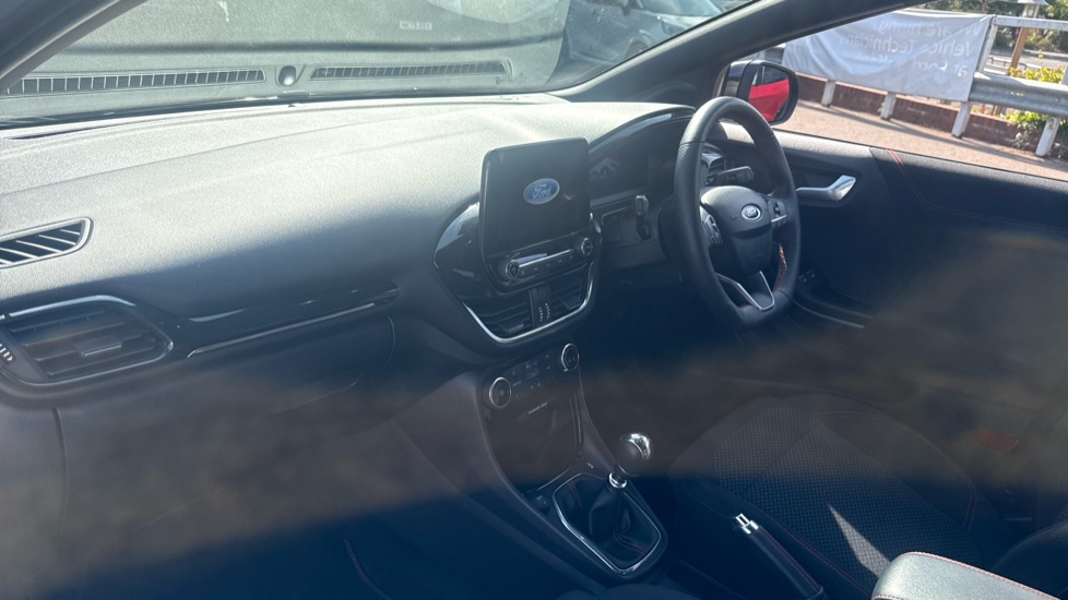 Ford Puma 1.0 EcoBoost Hybrid mHEV ST-Line 5dr Petrol Hatchback - Image 9