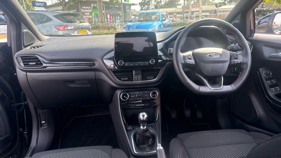 Ford Puma 1.0 EcoBoost Hybrid mHEV ST-Line 5dr Petrol Hatchback - Image 10