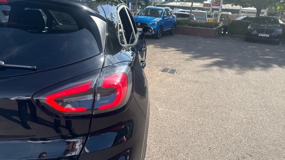 Ford Puma 1.0 EcoBoost Hybrid mHEV ST-Line 5dr Petrol Hatchback - Image 30