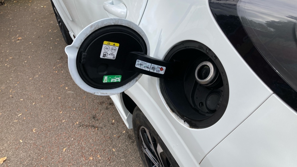 Ford Puma 1.0 EcoBoost Hybrid mHEV ST-Line 5dr Petrol Hatchback - Image 25