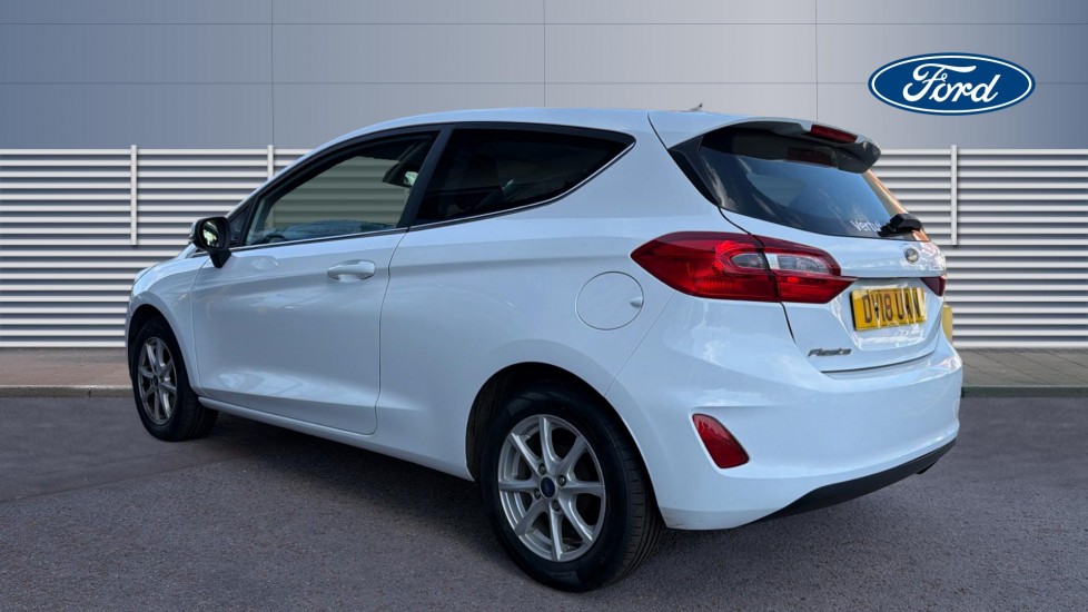 Ford Fiesta 1.0 EcoBoost Zetec 3dr Petrol Hatchback - Image 2