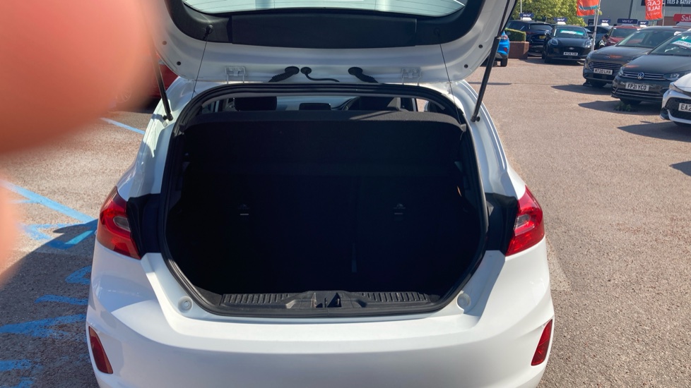 Ford Fiesta 1.0 EcoBoost Zetec 3dr Petrol Hatchback - Image 4