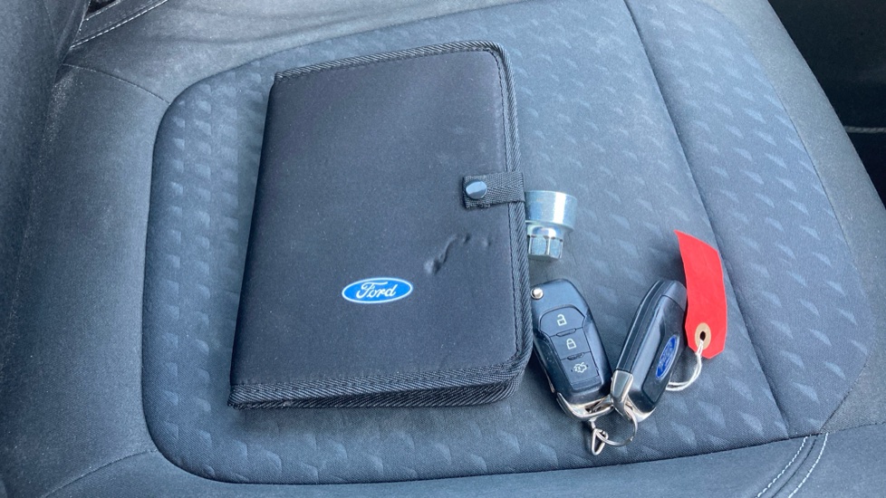 Ford Fiesta 1.0 EcoBoost Zetec 3dr Petrol Hatchback - Image 19