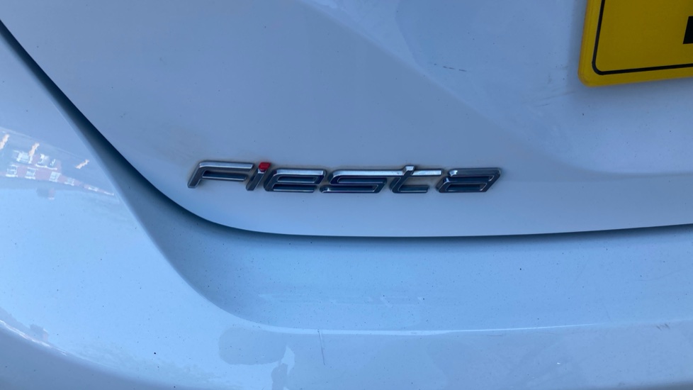 Ford Fiesta 1.0 EcoBoost Zetec 3dr Petrol Hatchback - Image 30