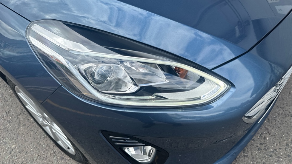 Ford Fiesta 1.0 EcoBoost 125 Titanium 5dr Petrol Hatchback - Image 39