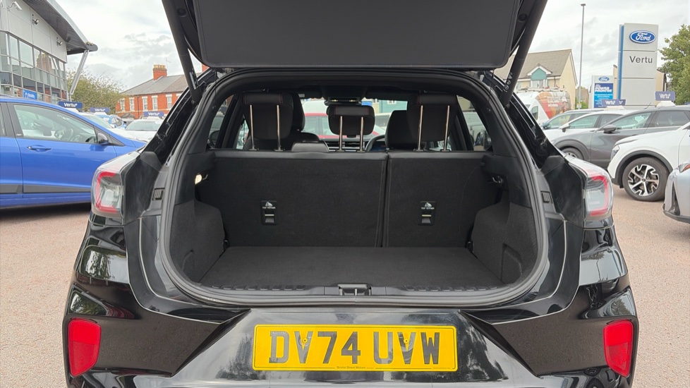 Ford Puma 1.0 EcoBoost Hybrid mHEV ST-Line X 5dr Petrol Hatchback - Image 4