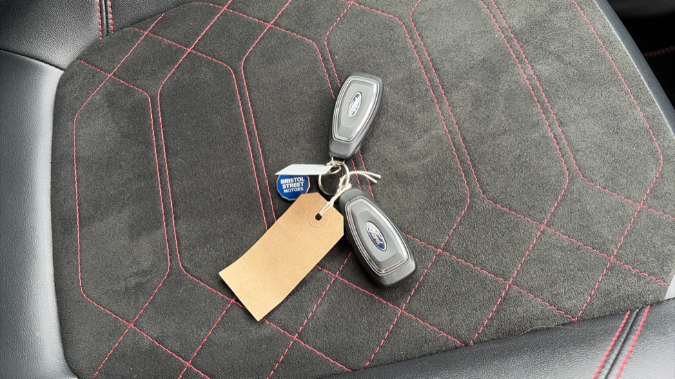 Ford Puma 1.0 EcoBoost Hybrid mHEV ST-Line X 5dr Petrol Hatchback - Image 20