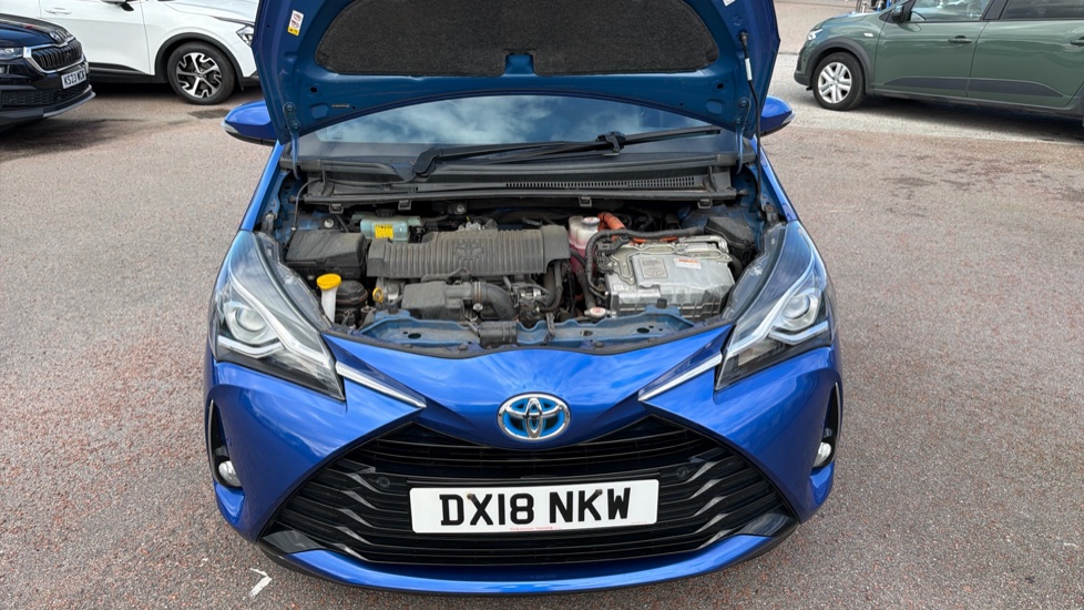 Toyota Yaris 1.5 Hybrid Excel 5dr CVT Hybrid Hatchback - Image 8