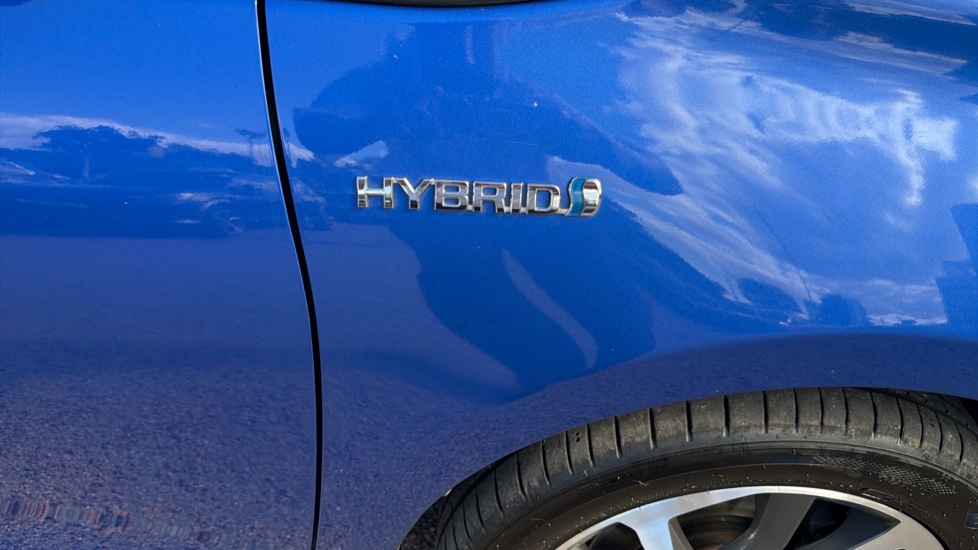 Toyota Yaris 1.5 Hybrid Excel 5dr CVT Hybrid Hatchback - Image 35