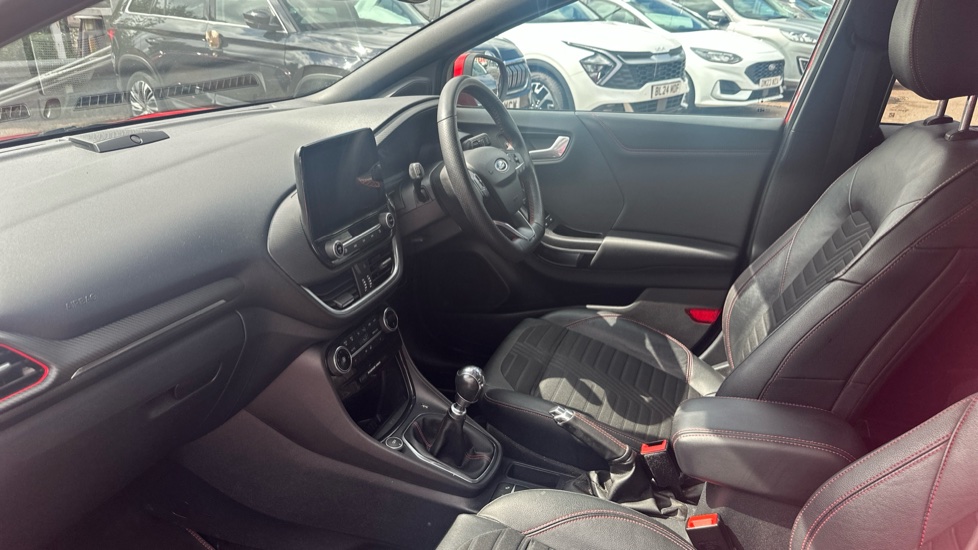 Ford Puma 1.0 EcoBoost Hybrid mHEV 155 ST-Line X 1st Ed+ 5dr Petrol Hatchback - Image 9