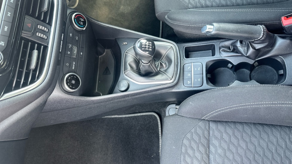 Ford Fiesta 1.0 EcoBoost Titanium 5dr Petrol Hatchback - Image 13
