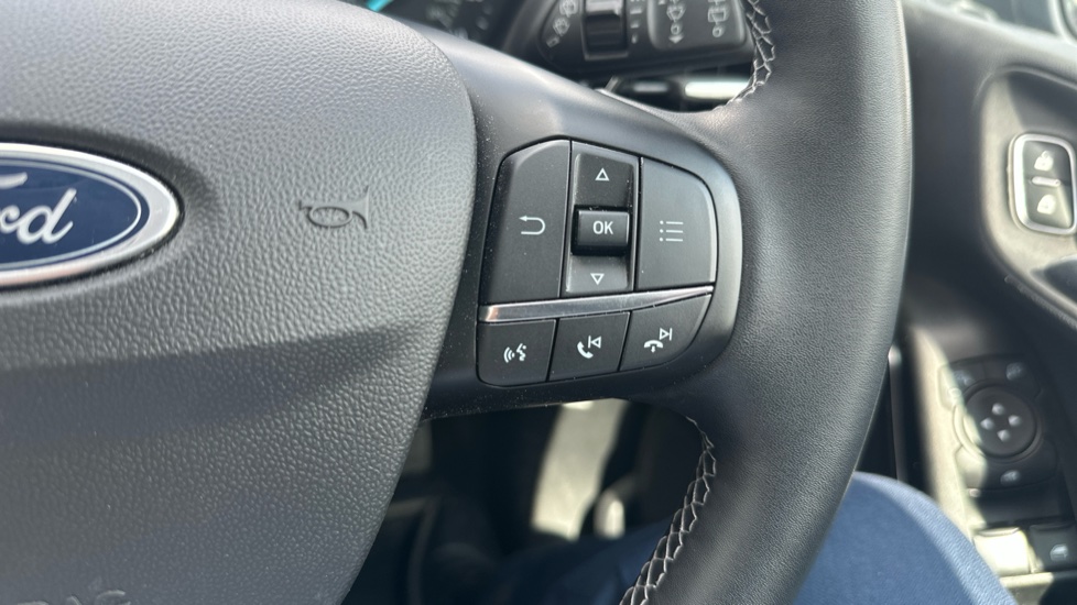 Ford Fiesta 1.0 EcoBoost Titanium 5dr Petrol Hatchback - Image 30