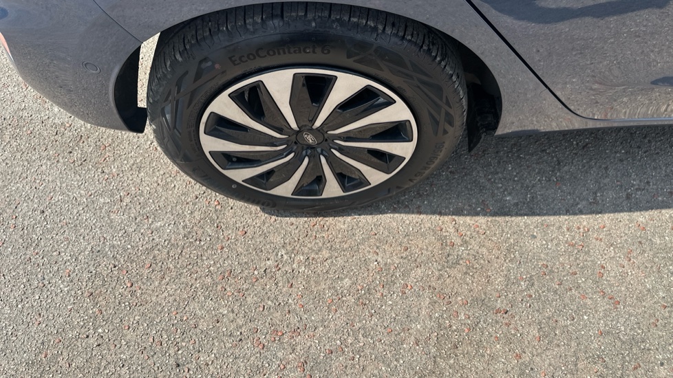 Ford Fiesta 1.0 EcoBoost Titanium 5dr Petrol Hatchback - Image 35