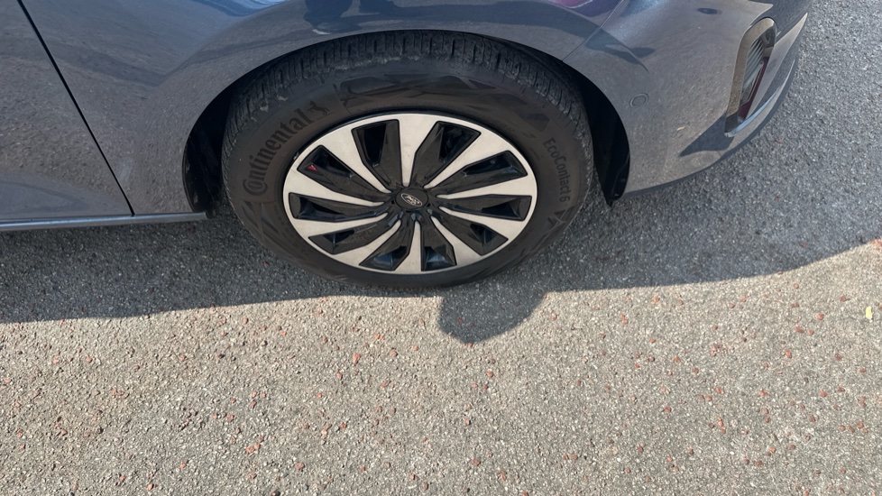 Ford Fiesta 1.0 EcoBoost Titanium 5dr Petrol Hatchback - Image 36