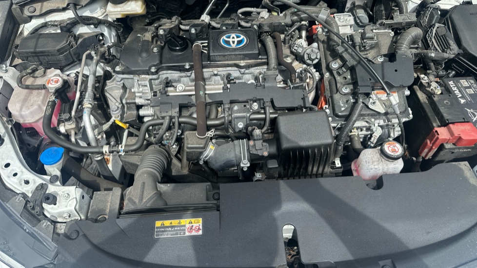 Toyota Corolla 1.8 Hybrid Icon 5dr CVT Hybrid Hatchback - Image 8