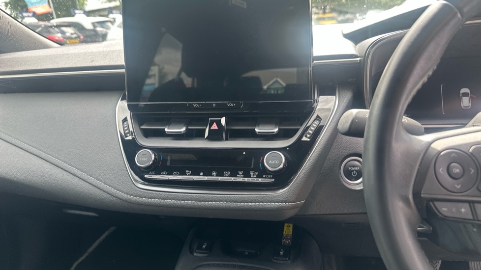 Toyota Corolla 1.8 Hybrid Icon 5dr CVT Hybrid Hatchback - Image 10