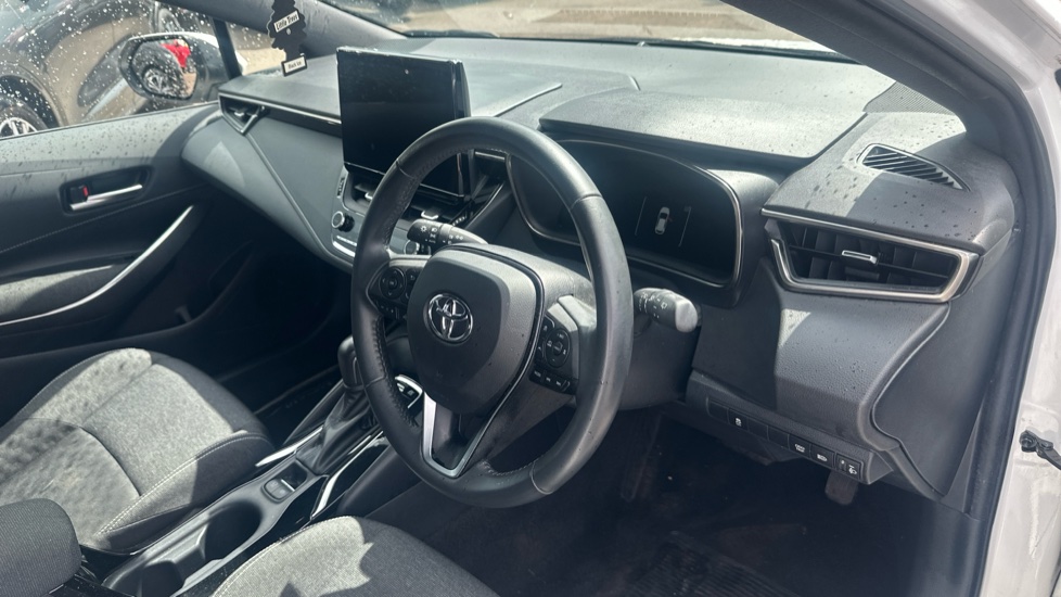 Toyota Corolla 1.8 Hybrid Icon 5dr CVT Hybrid Hatchback - Image 11