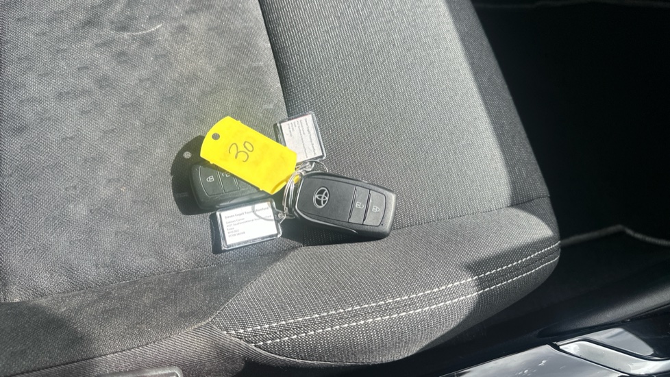 Toyota Corolla 1.8 Hybrid Icon 5dr CVT Hybrid Hatchback - Image 20