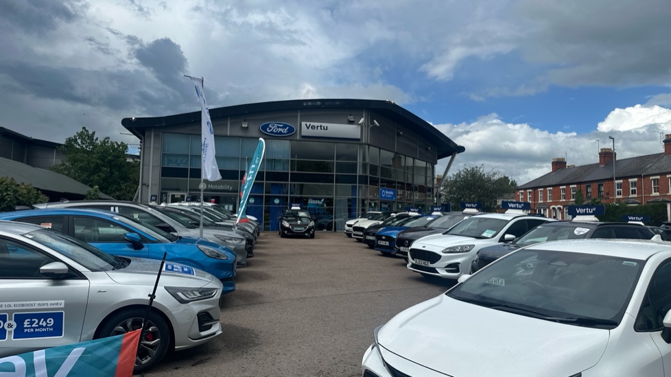 Toyota Corolla 1.8 Hybrid Icon 5dr CVT Hybrid Hatchback - Image 41