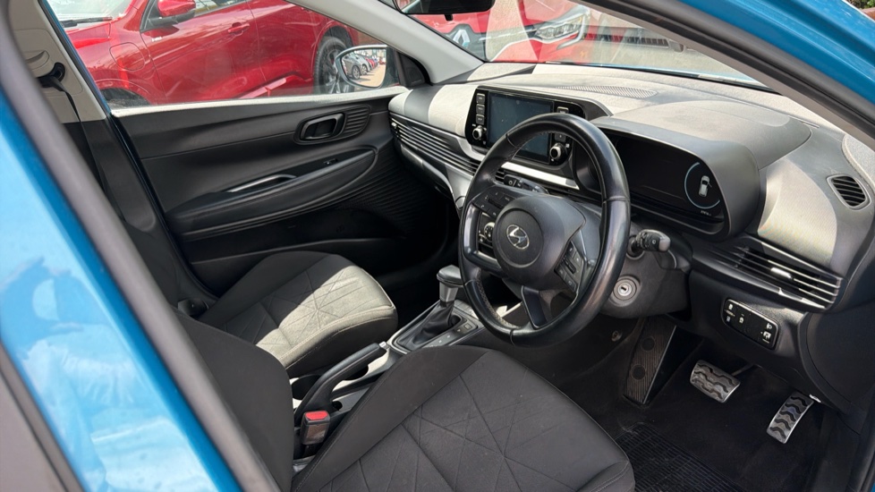 Hyundai BAYON 1.0 TGDi 48V MHEV SE Connect 5dr DCT Petrol Hatchback - Image 11