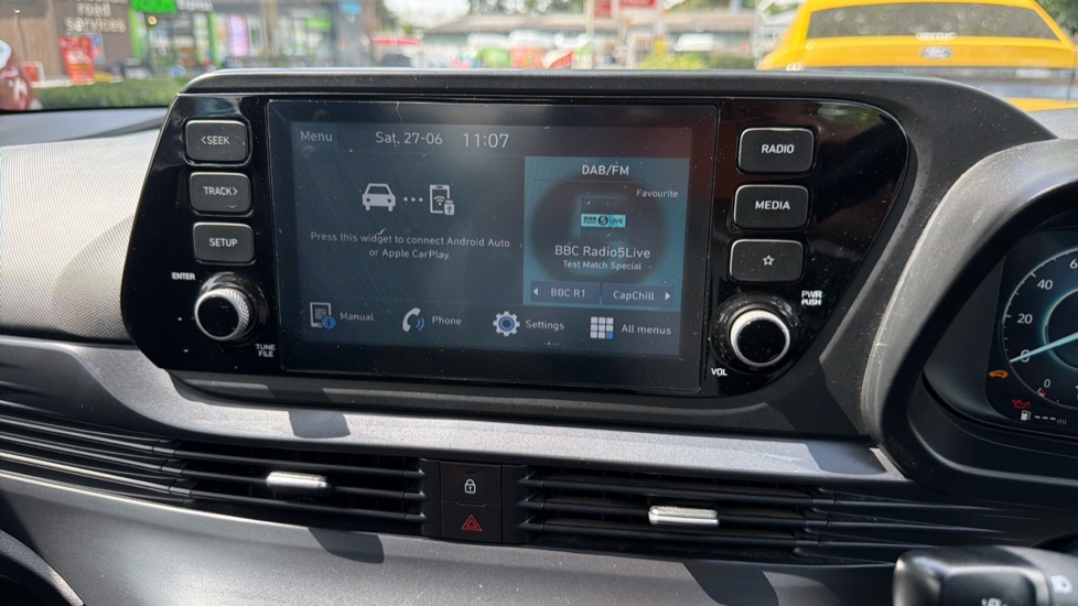 Hyundai BAYON 1.0 TGDi 48V MHEV SE Connect 5dr DCT Petrol Hatchback - Image 12