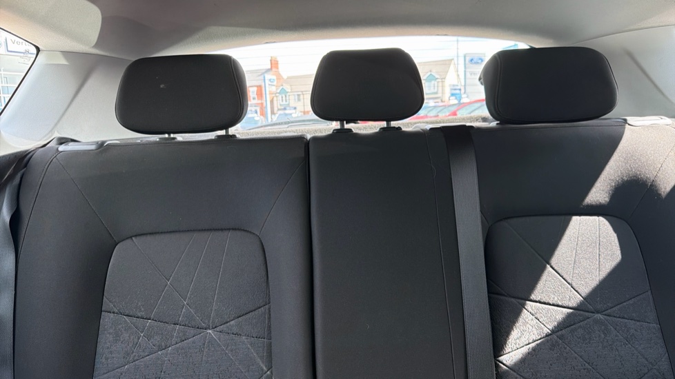 Hyundai BAYON 1.0 TGDi 48V MHEV SE Connect 5dr DCT Petrol Hatchback - Image 15