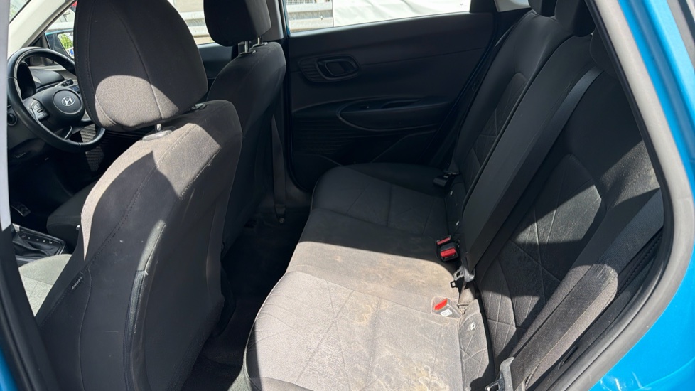 Hyundai BAYON 1.0 TGDi 48V MHEV SE Connect 5dr DCT Petrol Hatchback - Image 16