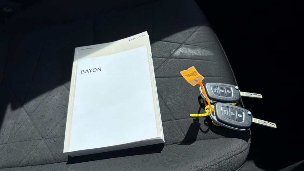 Hyundai BAYON 1.0 TGDi 48V MHEV SE Connect 5dr DCT Petrol Hatchback - Image 19
