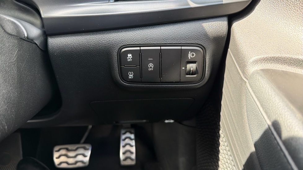 Hyundai BAYON 1.0 TGDi 48V MHEV SE Connect 5dr DCT Petrol Hatchback - Image 35