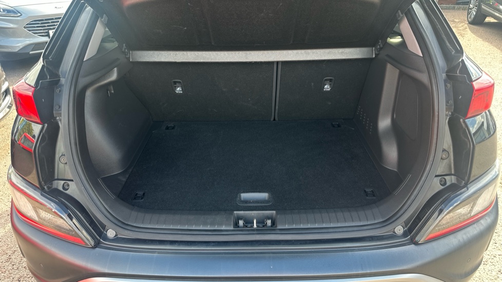Hyundai KONA 1.0 TGDi 48V MHEV Ultimate 5dr Petrol Hatchback - Image 4