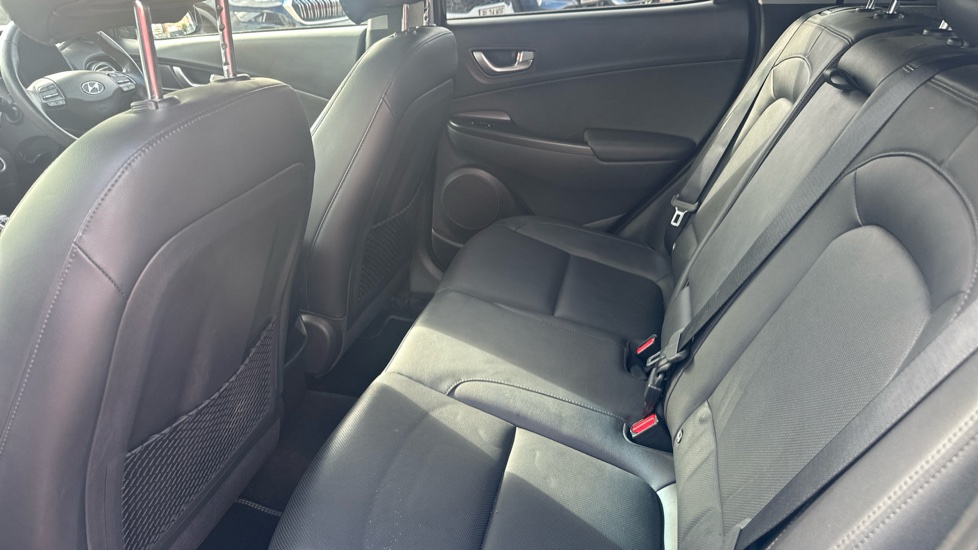 Hyundai KONA 1.0 TGDi 48V MHEV Ultimate 5dr Petrol Hatchback - Image 16