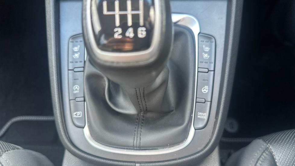 Hyundai KONA 1.0 TGDi 48V MHEV Ultimate 5dr Petrol Hatchback - Image 30
