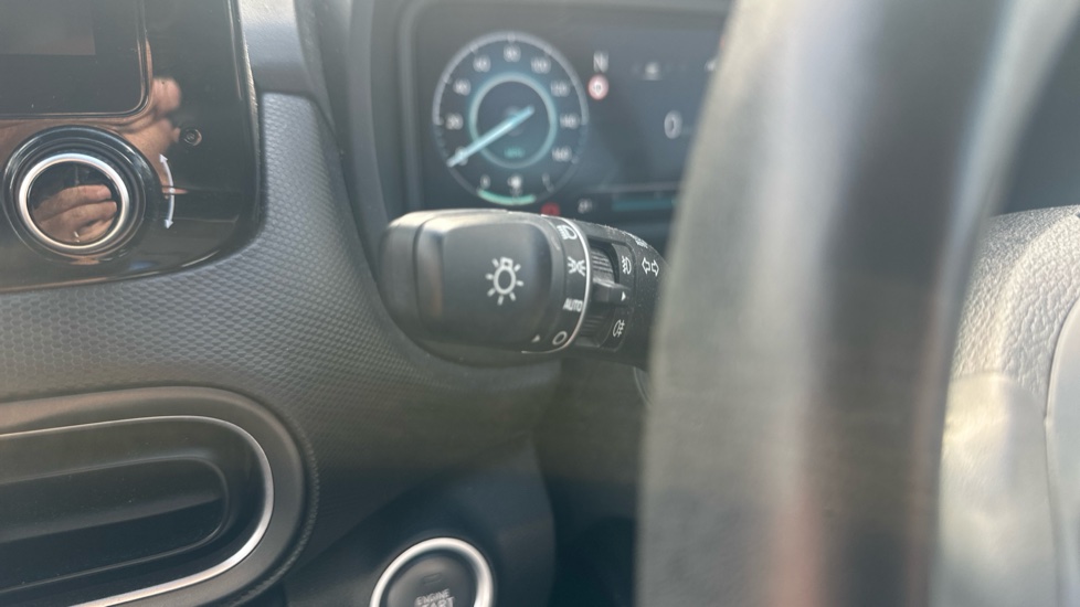 Hyundai KONA 1.0 TGDi 48V MHEV Ultimate 5dr Petrol Hatchback - Image 33