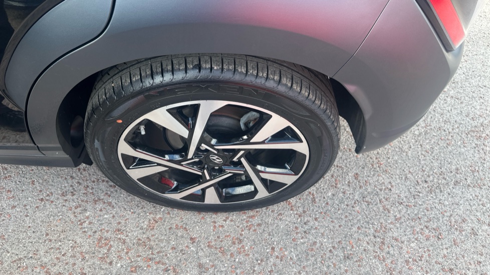 Hyundai KONA 1.0 TGDi 48V MHEV Ultimate 5dr Petrol Hatchback - Image 45