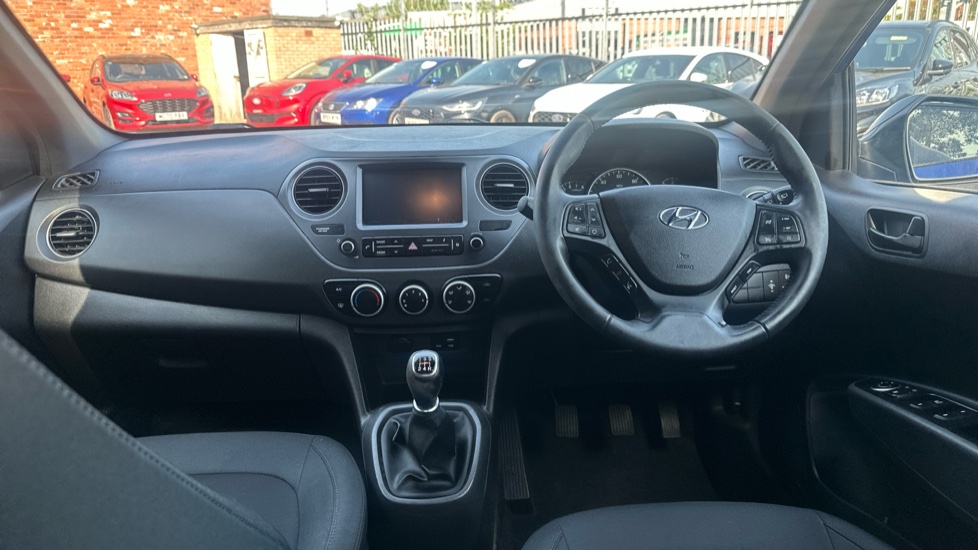 Hyundai i10 1.0 Go SE 5dr Petrol Hatchback - Image 10