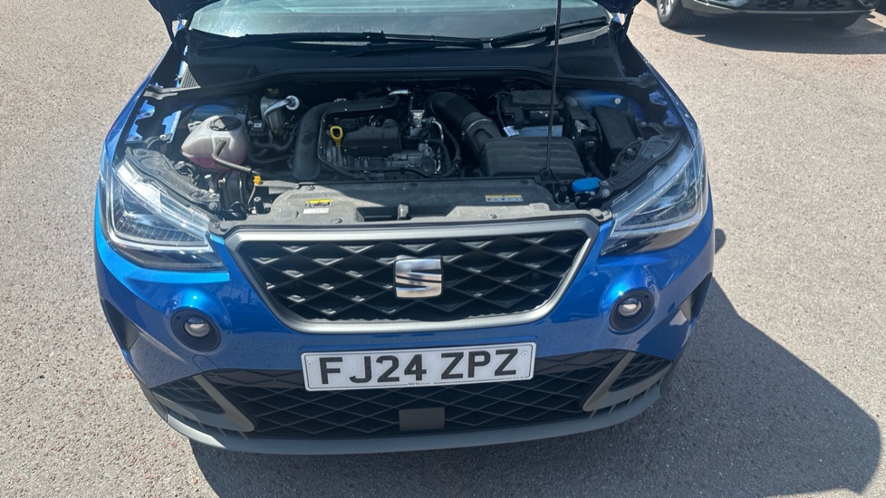 SEAT Arona 1.0 TSI 115 FR Sport 5dr DSG Petrol Hatchback - Image 8