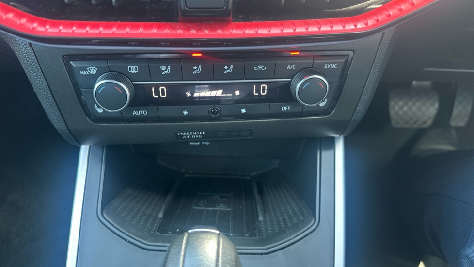 SEAT Arona 1.0 TSI 115 FR Sport 5dr DSG Petrol Hatchback - Image 25