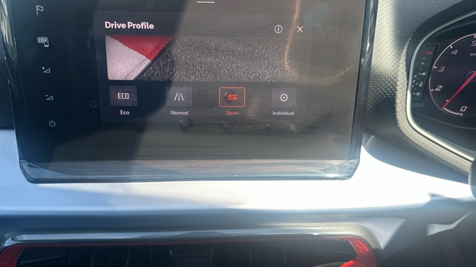 SEAT Arona 1.0 TSI 115 FR Sport 5dr DSG Petrol Hatchback - Image 29
