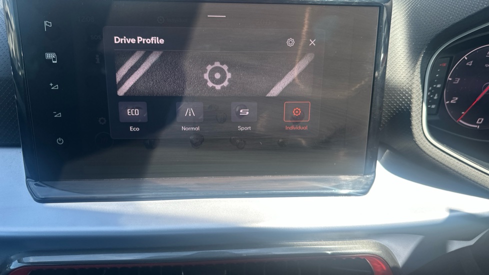 SEAT Arona 1.0 TSI 115 FR Sport 5dr DSG Petrol Hatchback - Image 30