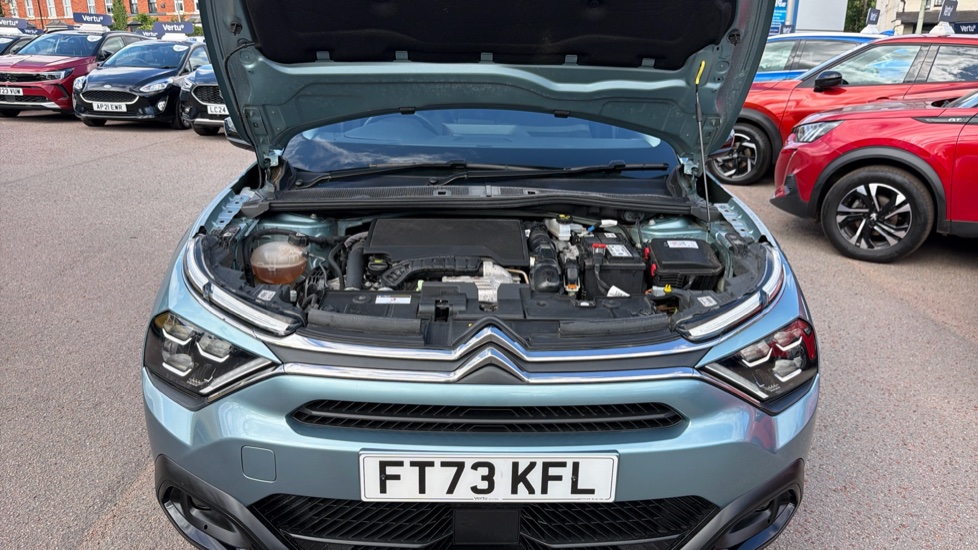 Citroen C4 1.2 PureTech You 5dr Petrol Hatchback - Image 8